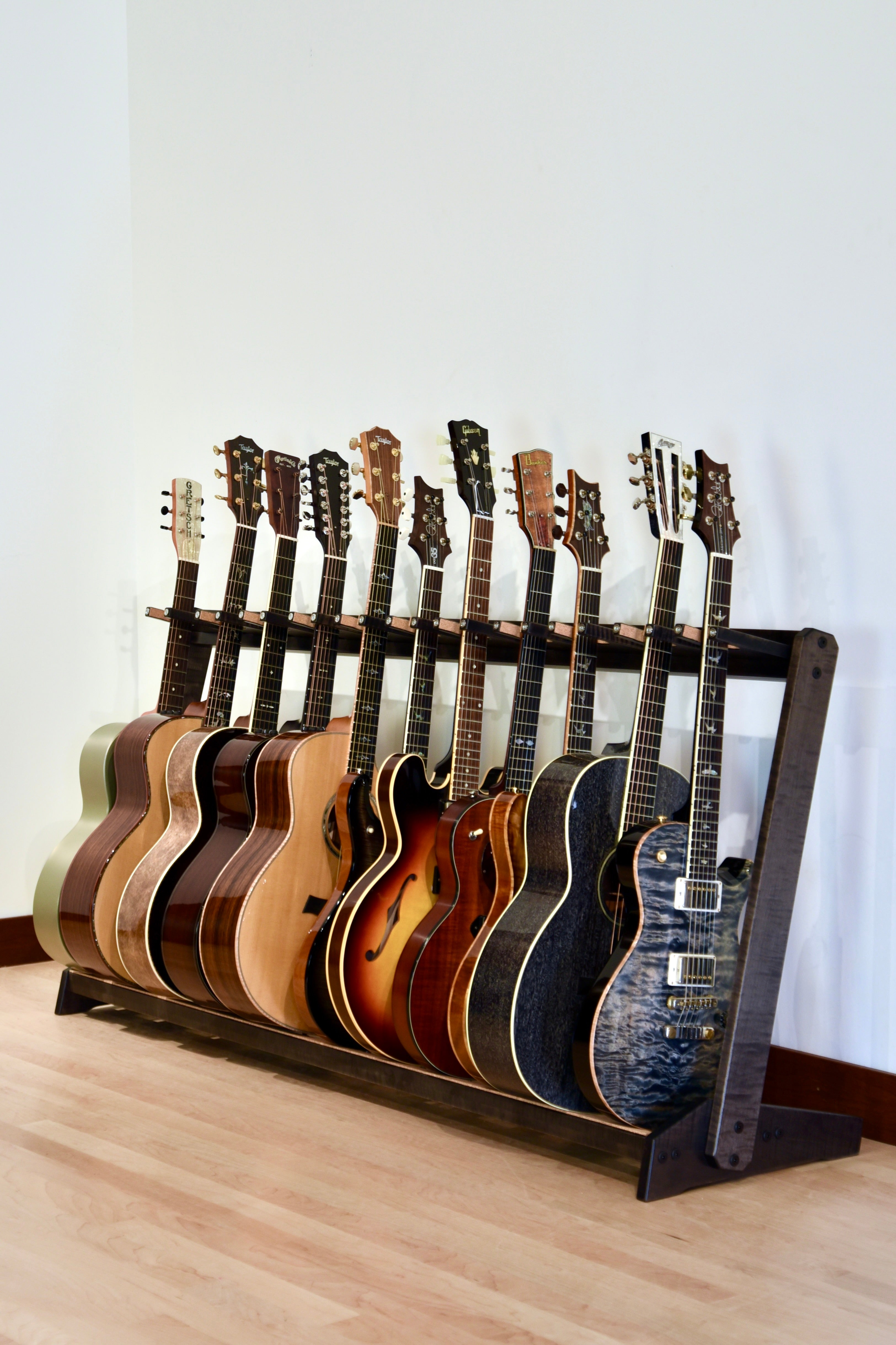 Grand StringRack - Flamed Maple - Charcoal